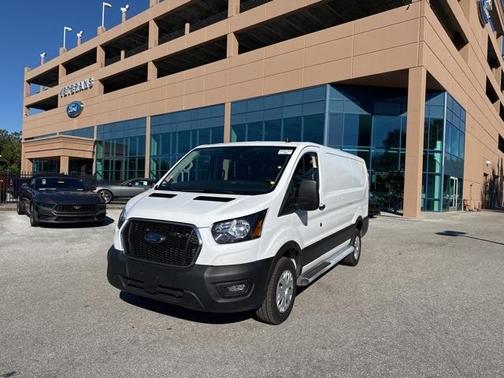 2024 Ford Transit-250 