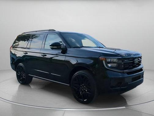 Agate Black Metallic 2026 Ford Expedition Platinum