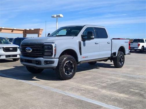 2026 Ford F-250 Platinum