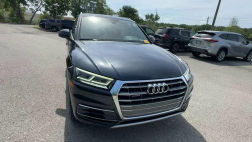 Moonlight Blue Metallic 2018 Audi Q5 2.0T Tech Premium