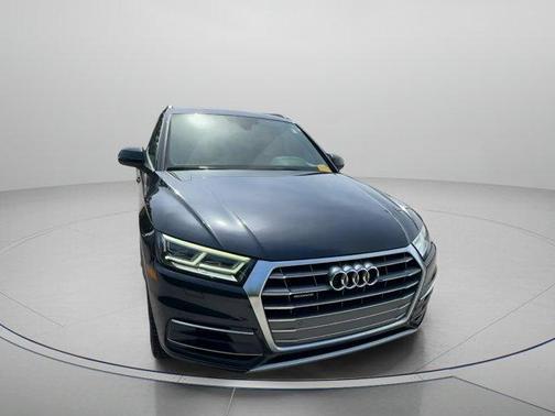 Moonlight Blue Metallic 2018 Audi Q5 2.0T Tech Premium