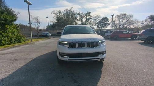 Bright White Clearcoat 2023 Jeep Wagoneer L Series III