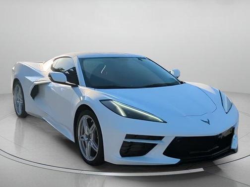 Arctic White 2022 Chevrolet Corvette Stingray w/2LT