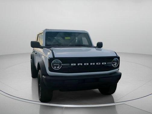 Oxford White 2026 Ford Bronco Big Bend