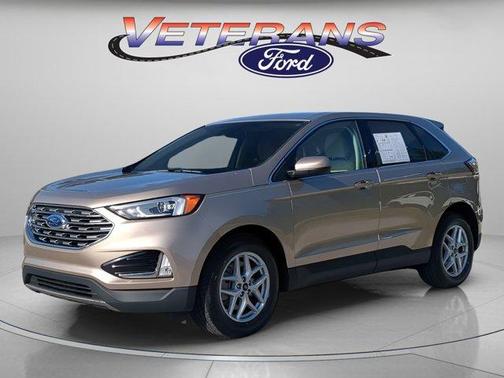 Desert Gold Metallic 2021 Ford Edge SEL