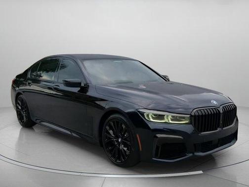 Carbon Black Metallic 2021 BMW 750 i xDrive