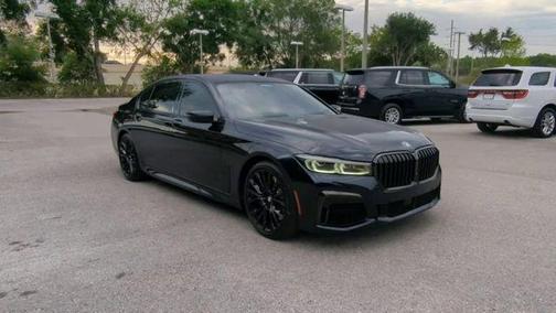 Carbon Black Metallic 2021 BMW 750 i xDrive