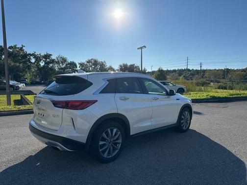 2021 INFINITI QX50 Luxe