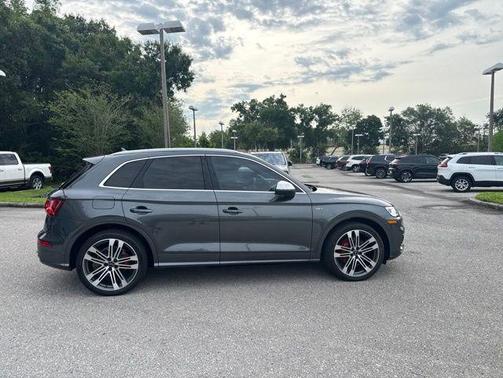 Daytona Gray Pearl Effect 2018 Audi SQ5 3.0T Prestige