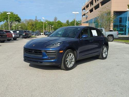 2024 Porsche Macan 