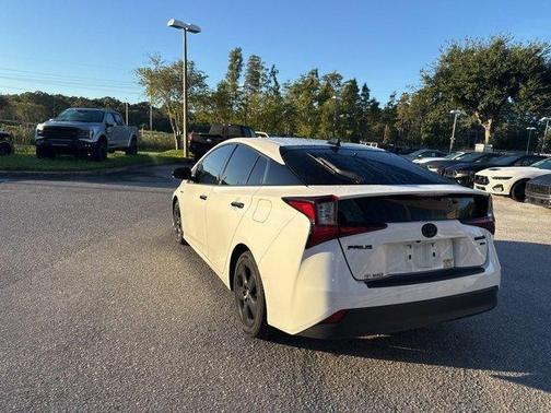 2022 Toyota Prius L