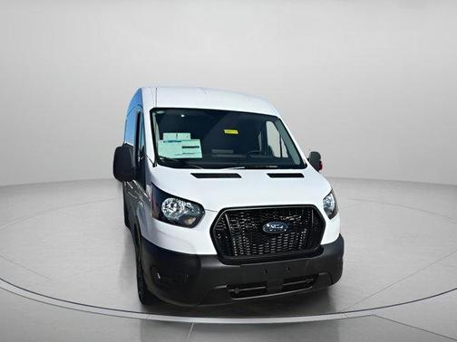 2025 Ford Transit-250 148 WB Medium Roof Cargo