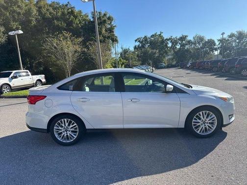 2017 Ford Focus Titanium