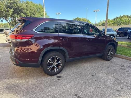 2019 Toyota Highlander LE Plus