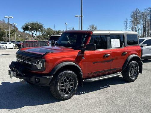 Hot Pepper Red Metallic Tinted Clearcoat 2024 Ford Bronco Black Diamond