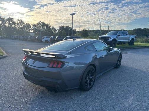 2024 Ford Mustang Dark Horse