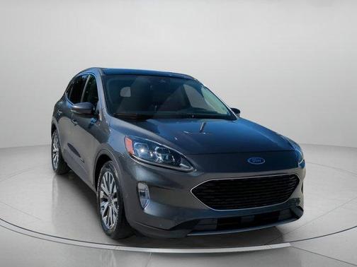 2020 Ford Escape Titanium Hybrid