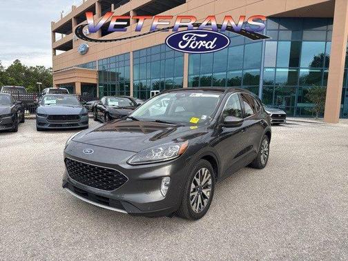 2020 Ford Escape Titanium Hybrid