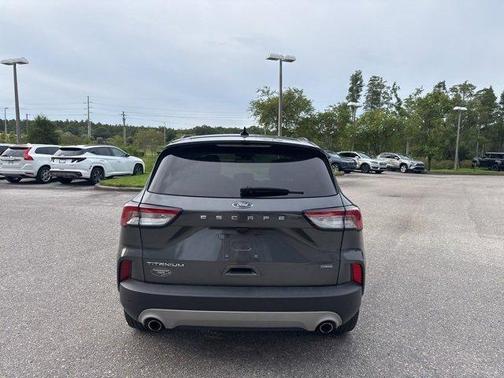 2020 Ford Escape Titanium Hybrid