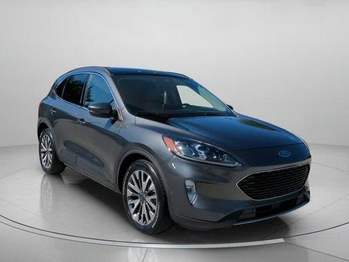 2020 Ford Escape Titanium Hybrid