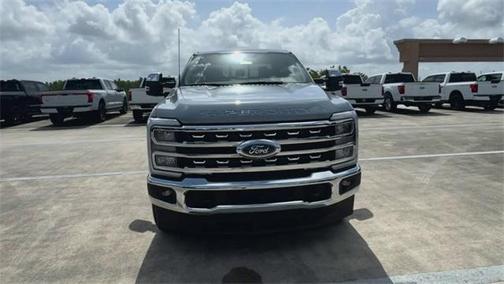 2025 Ford F-350 Lariat Super Duty