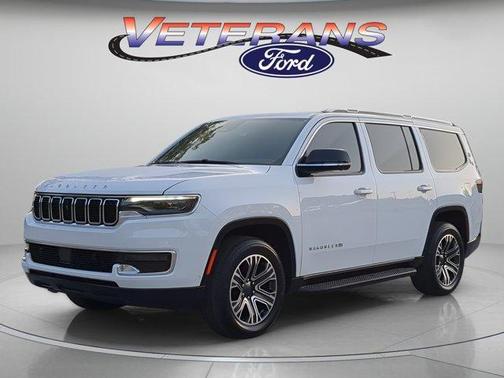 Bright White Clearcoat 2023 Jeep Wagoneer Base