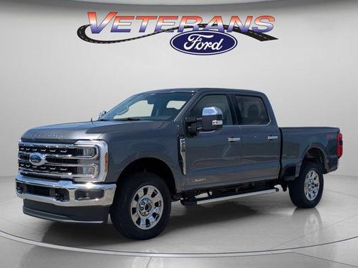 Carbonized Gray Metallic 2026 Ford F-250 Lariat Truck