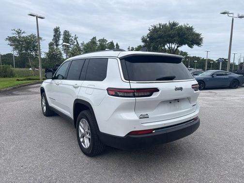 Bright White Clearcoat 2024 Jeep Grand Cherokee L Laredo