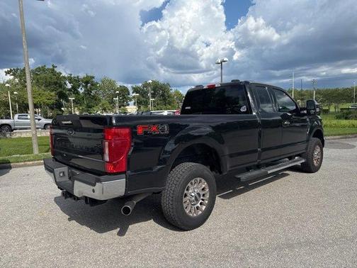 2022 Ford F-350 XLT