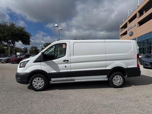 2024 Ford Transit-250