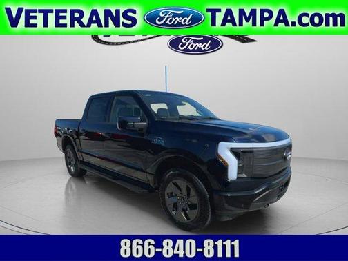 2025 Ford F-150 Lightning LARIAT