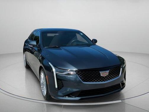 2022 Cadillac CT4 Premium Luxury