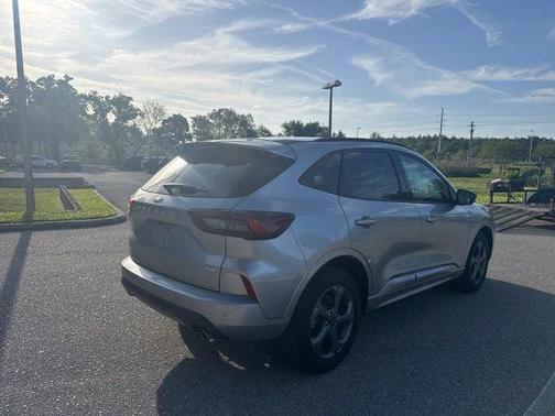 Iconic Silver Metallic 2023 Ford Escape ST-Line