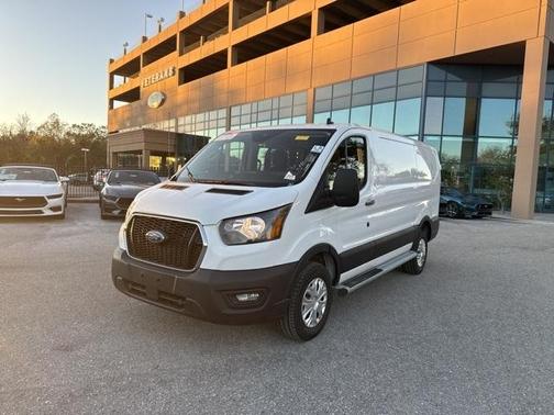 2024 Ford Transit-250 