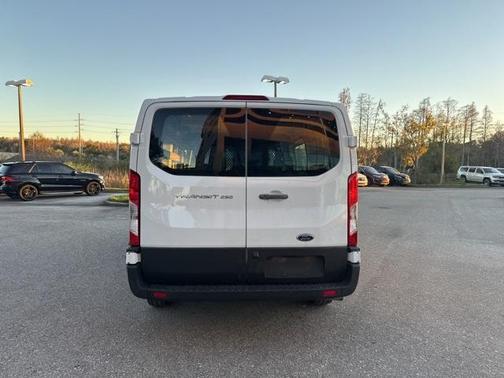 2024 Ford Transit-250 