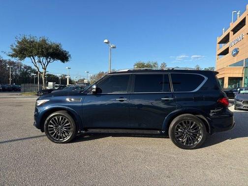2022 INFINITI QX80 SENSORY