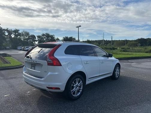2016 Volvo XC60 T5 Drive-E Premier