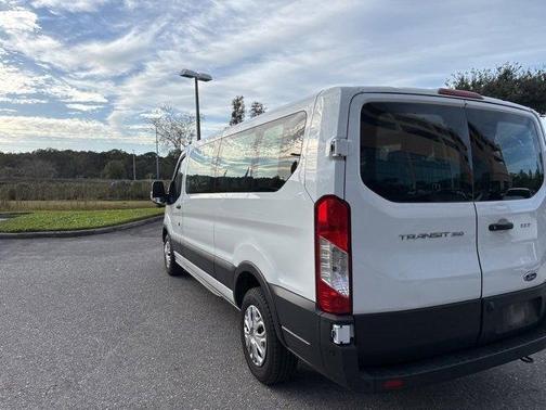 2022 Ford Transit-350 XLT