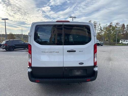 2022 Ford Transit-350 XLT