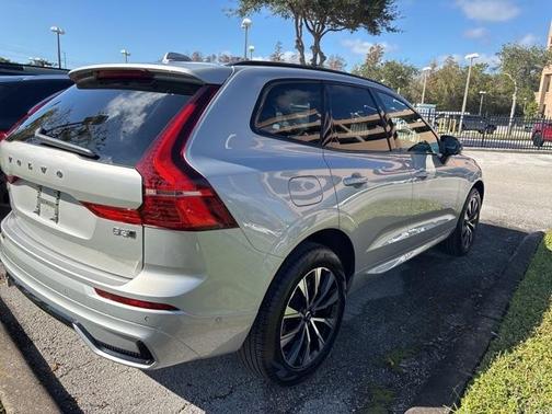 2025 Volvo XC60 B5 Plus