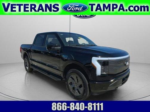2025 Ford F-150 Lightning LARIAT