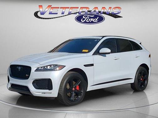 Yulong White 2019 Jaguar F-PACE S