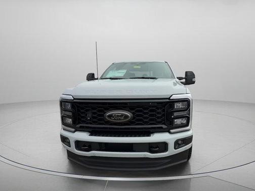 2026 Ford F-350 Lariat Super Duty
