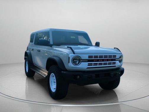 Desert Sand 2026 Ford Bronco Heritage Edition