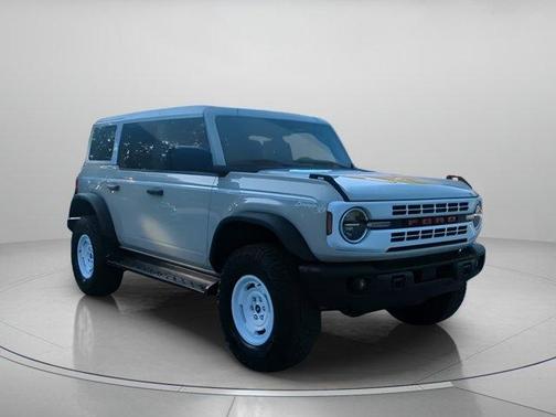 Desert Sand 2026 Ford Bronco Heritage Edition
