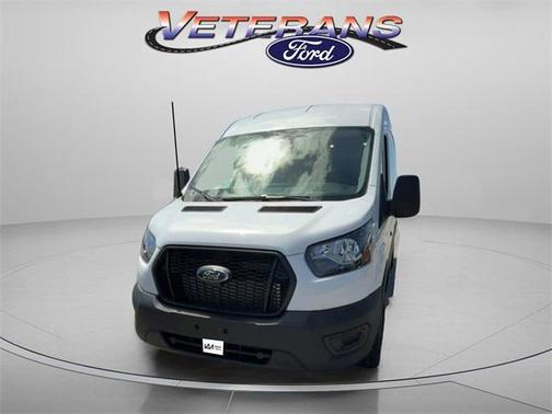2025 Ford Transit-250 148 WB Medium Roof Cargo