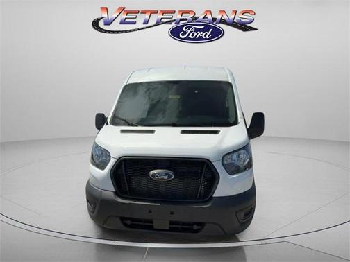 2025 Ford Transit-250 148 WB Medium Roof Cargo