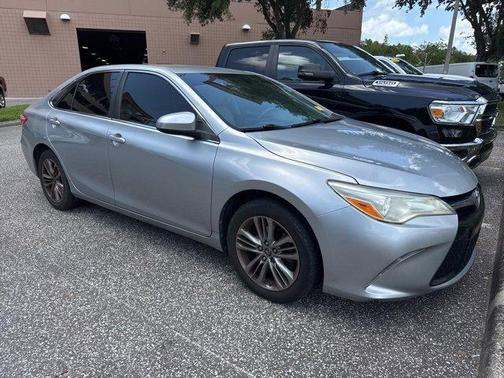 2016 Toyota Camry SE