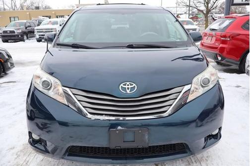 2011 Toyota Sienna XLE