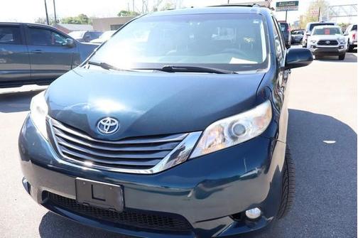 2011 Toyota Sienna XLE